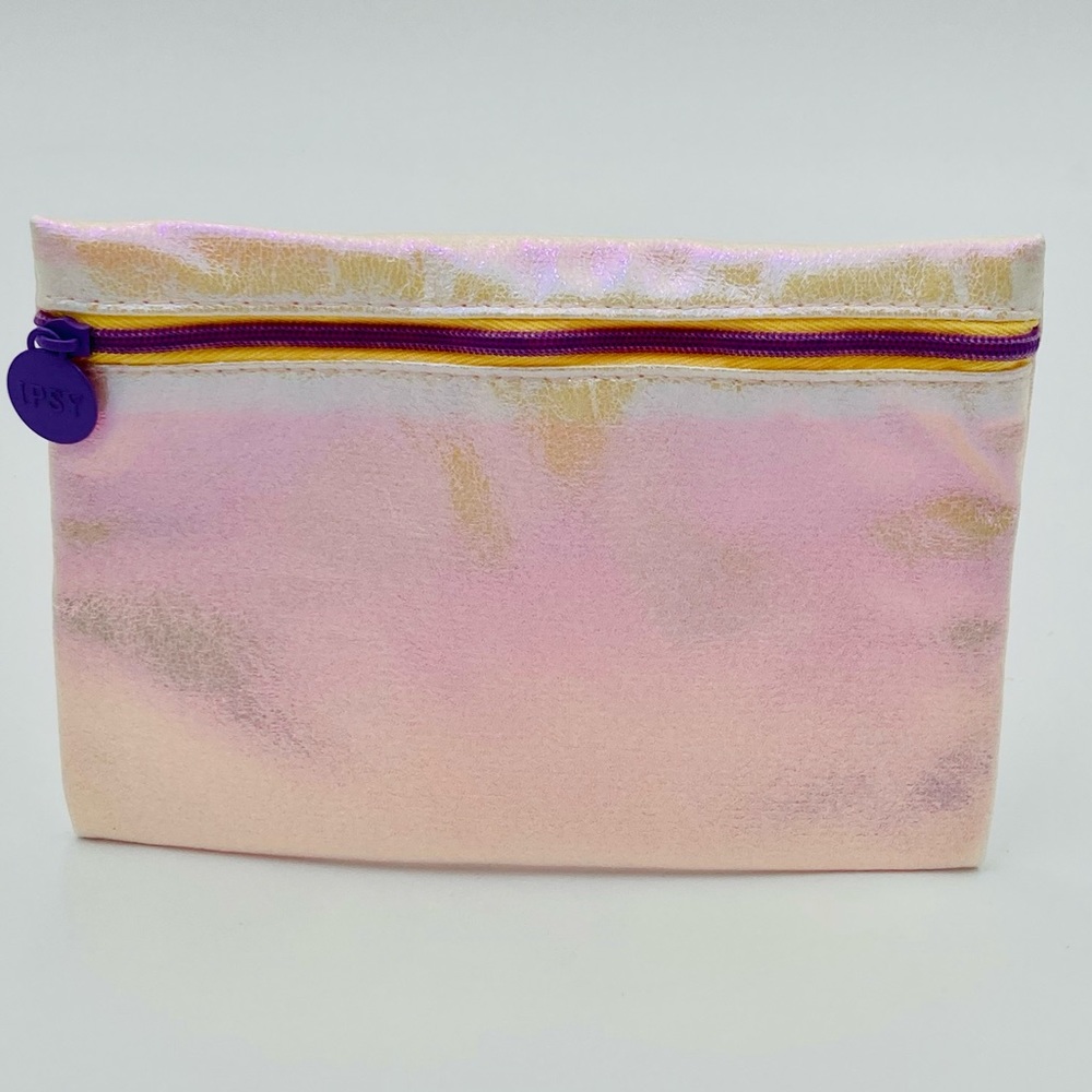 NWOT IPSY! Ipsy September 2022 Cosmetic Bag! Bag only.